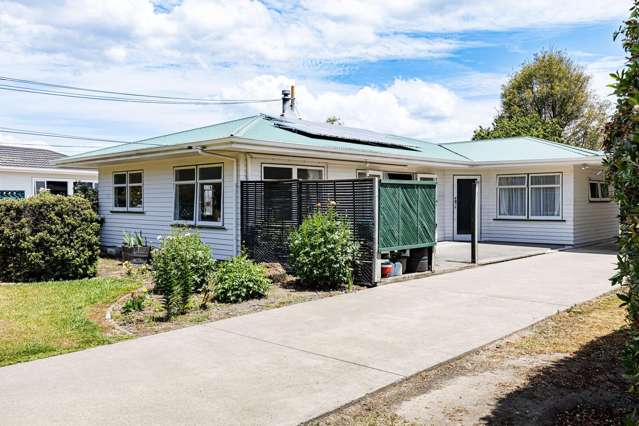 Space, Potential and Prime Frimley Location