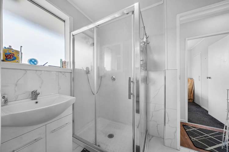 1,2,3/13 Huia Road Papatoetoe_38