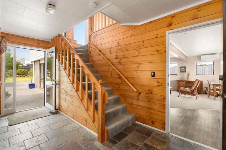 165 Oceanbeach Road Mt Maunganui_26