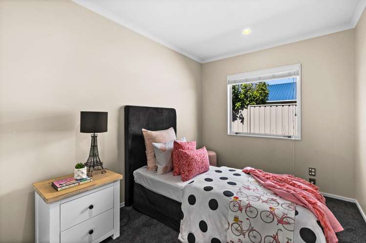 5 Aiden Lane Raureka_13