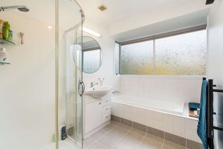 18 Clyde Street Mosgiel_14