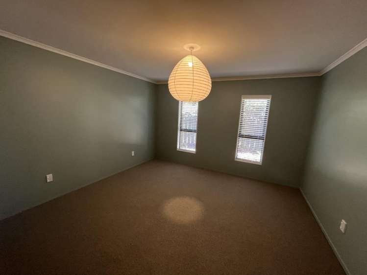 15 Sequoia Grove Merrilands_7