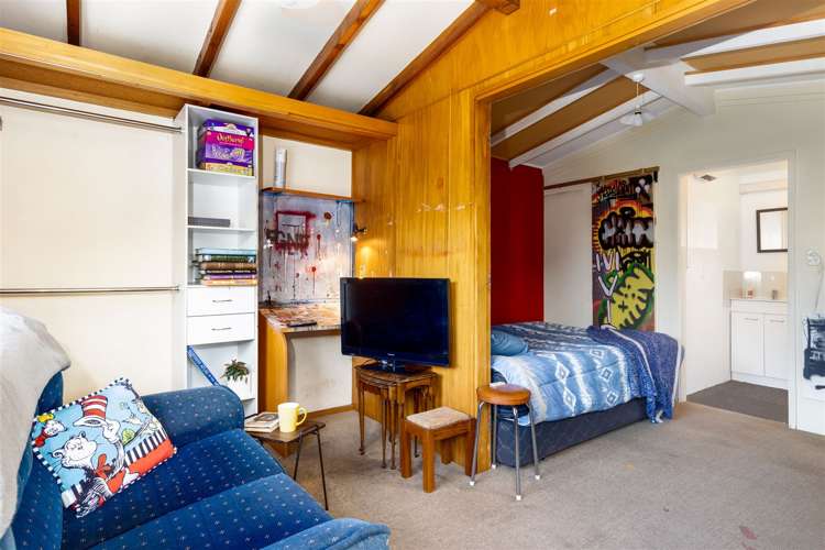 42a Dillons Point Road Islington_24