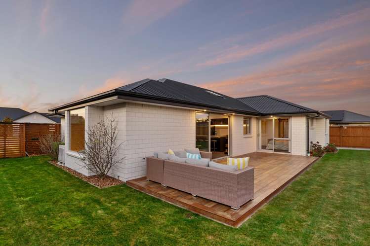 38 Halpin Drive Lincoln_13