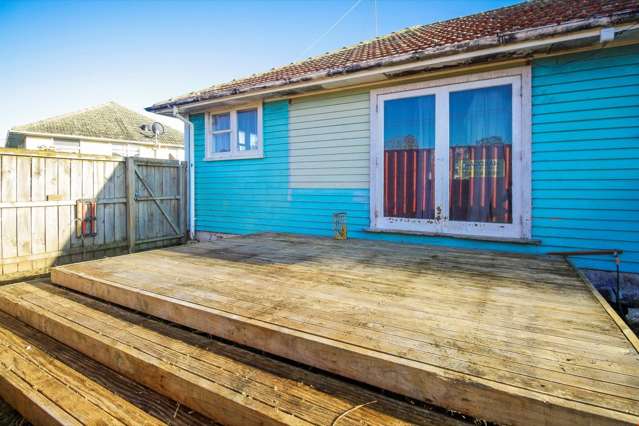 16 Hill Crescent New Lynn_1