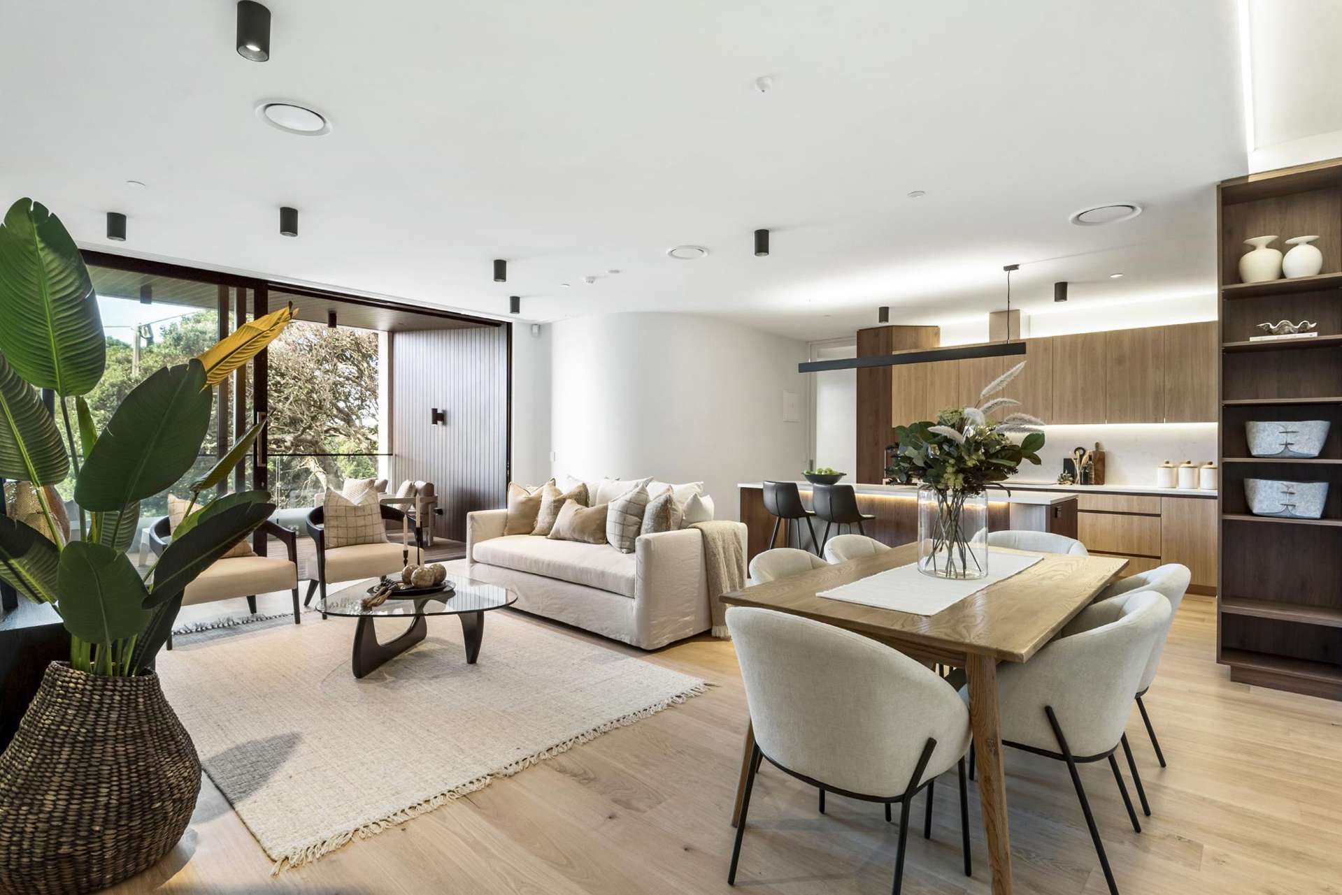 6/423-427 Beach Road Mairangi Bay_0