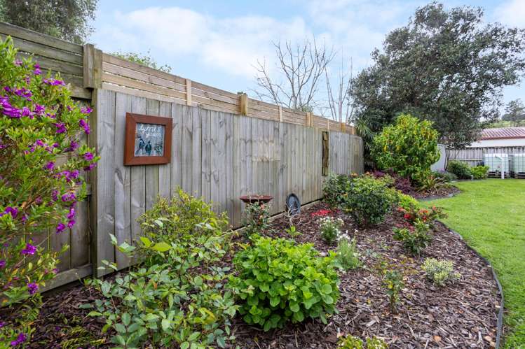 128 Awaroa Road Helensville_17