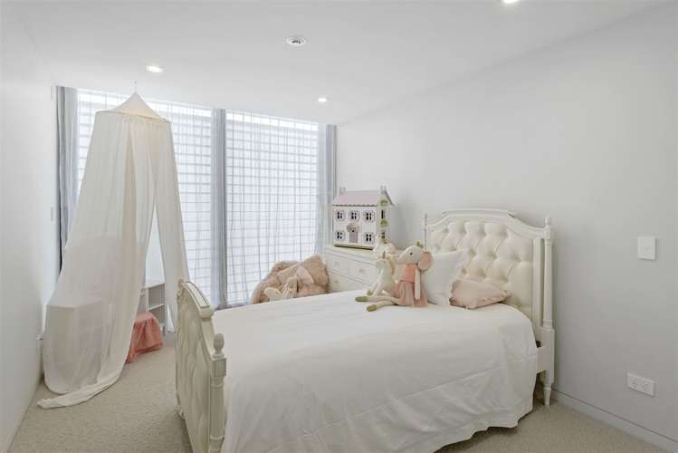 140 Glandovey Road Strowan_13