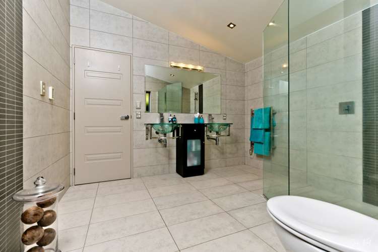 51 Bannings Way Hobsonville_17