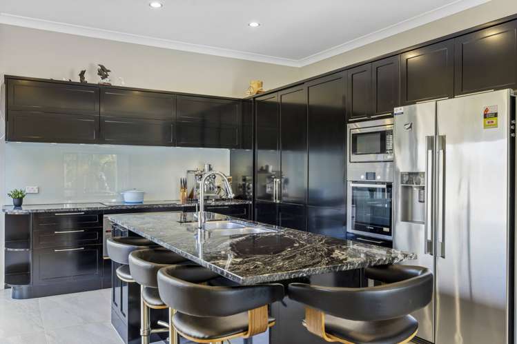 831 Runciman Road Runciman_7