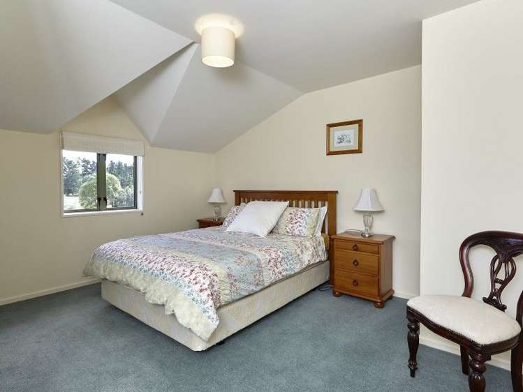 2730 South Eyre Road West Eyreton_13