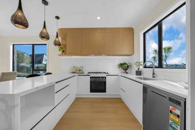 Lot 1-4/25 La Perouse Street_4