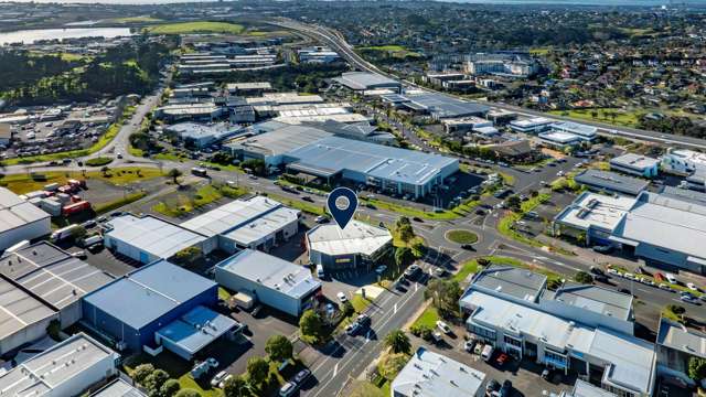 A/3 William Pickering Drive Albany_1