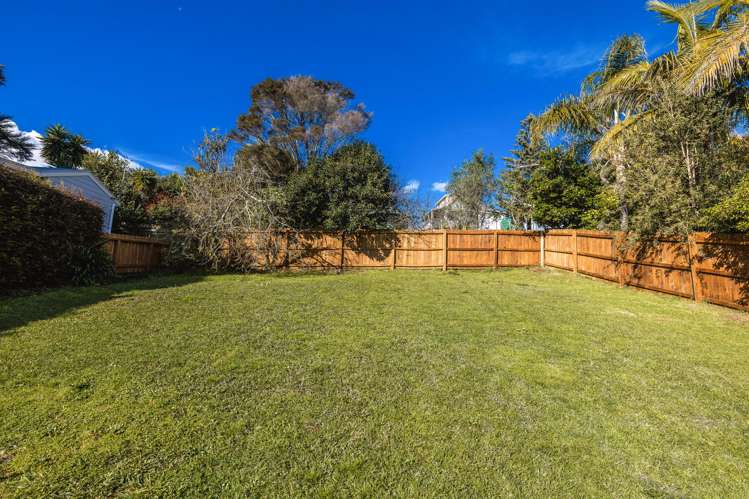 36 Ocean Road Surfdale_32