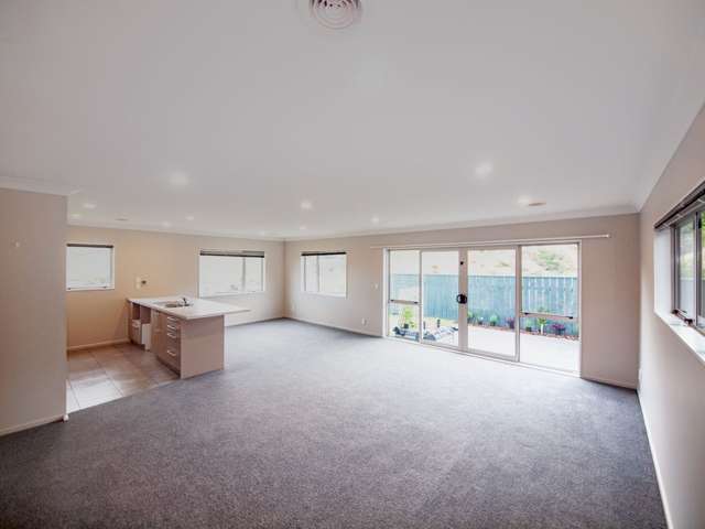 5a Gifford Grove Churton Park_4