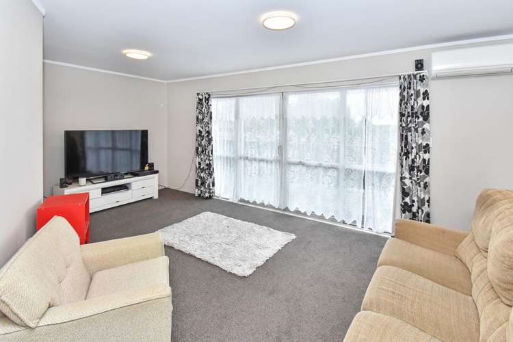 6 Leila Place Clover Park_7