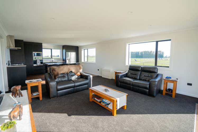 83 O'Shannessy Road Winton Surrounds_5