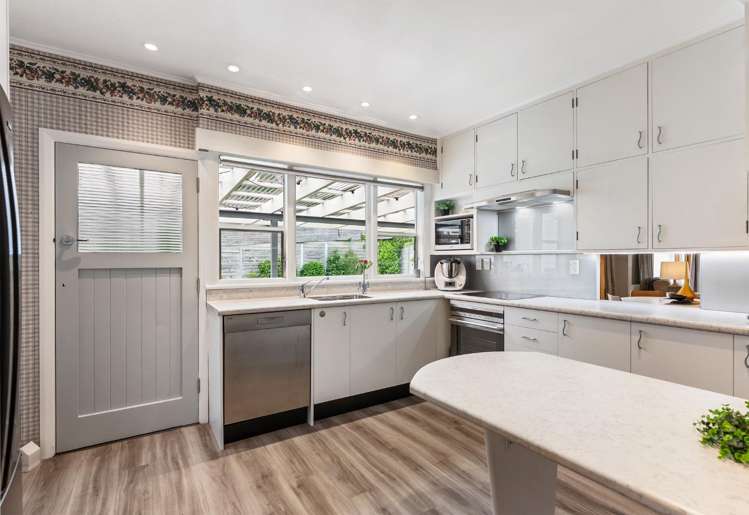 15 Bassett Road Johnsonville_6