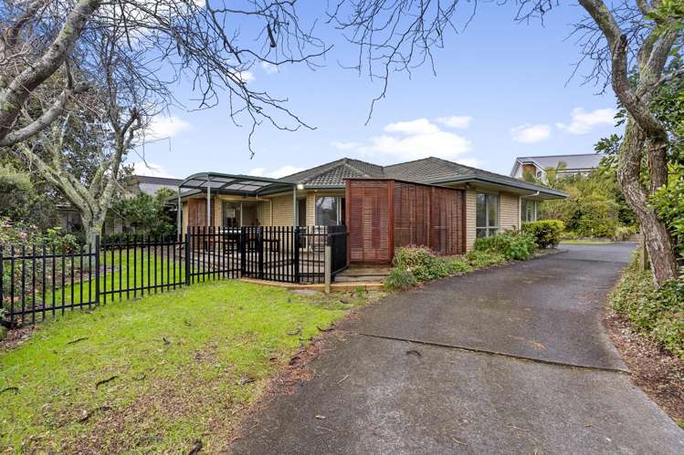 6 Araminta Place Beachlands_23