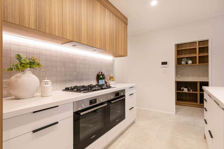 52 Tukutata Crescent Milldale_12