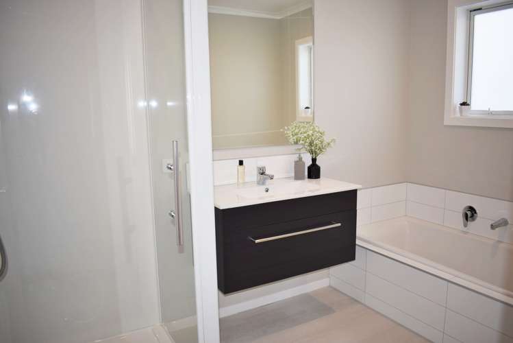 4 Gardner Place Otaki_12