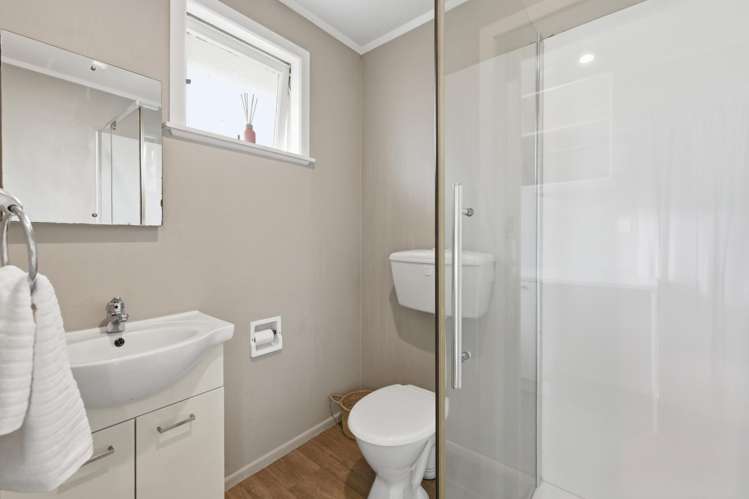 129 Kingswood Road Brookfield_22