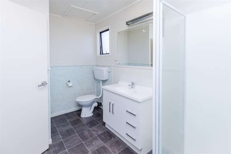 40 May Street Hamilton East_15