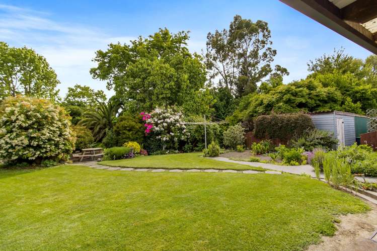 14 and 18 Bridge Street Temuka_23