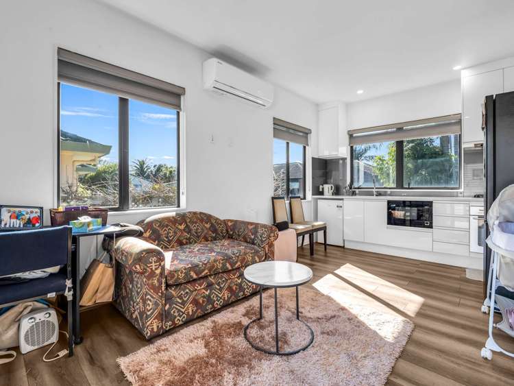 43B Springs Road Parakai Parakai_21