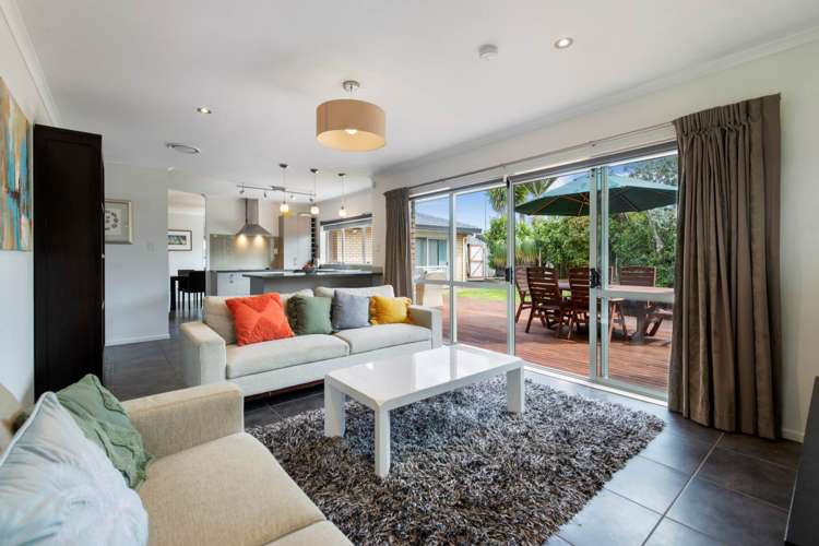 12 John Lister Close Golflands_7