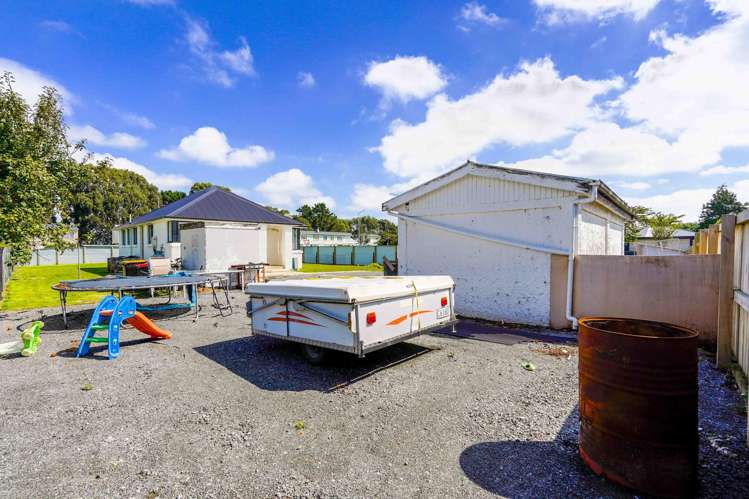 1 Lyon Street Glengarry_19