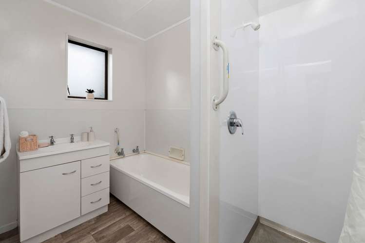 11b Kaka Street Western Heights_8