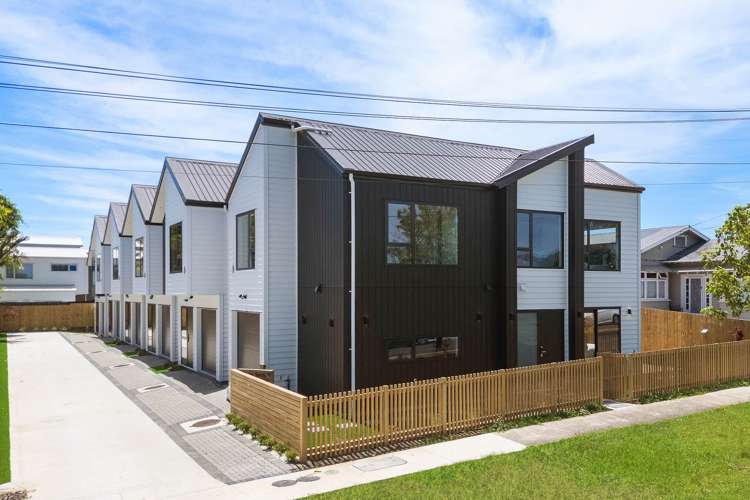 6/16 Grande Vue Road Papatoetoe_3