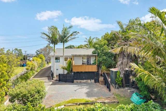 Charming Family Home in Northcross
