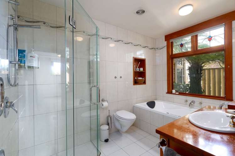 43 Bisley Avenue Moana_11