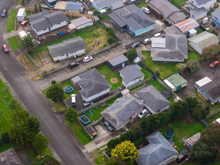 22 Tabitha Crescent Henderson_14