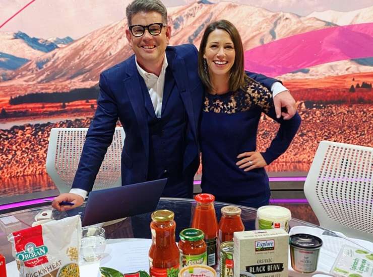 Which blenders and food processors are worth your dollars? Artwork / Beth Walsh