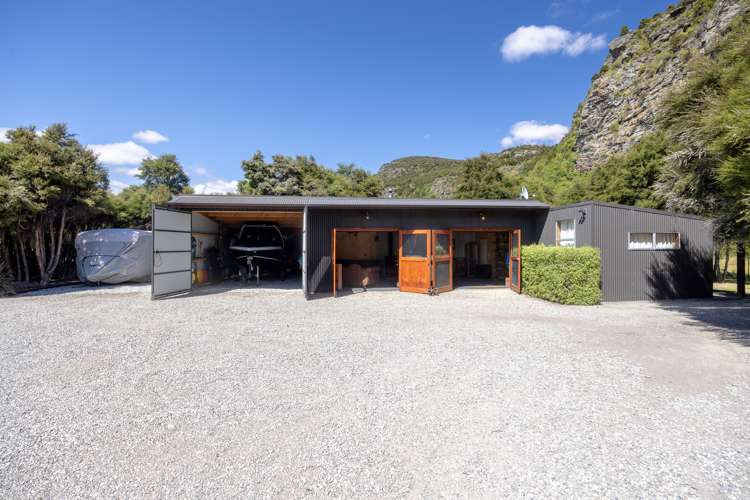 23 Ewing Place Albert Town_22