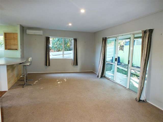 64 D'Oyly Drive Stanmore Bay_4