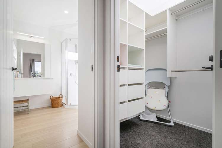 34 Motukorure Parade Cooks Beach_13