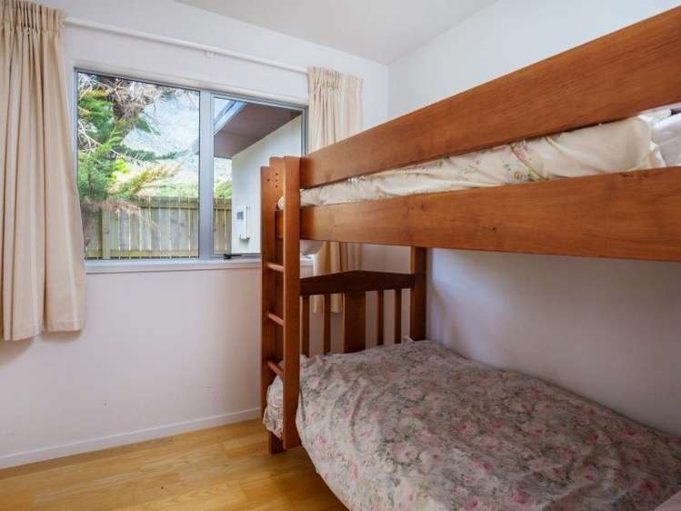 2 Esplanade Okiwi Bay_13