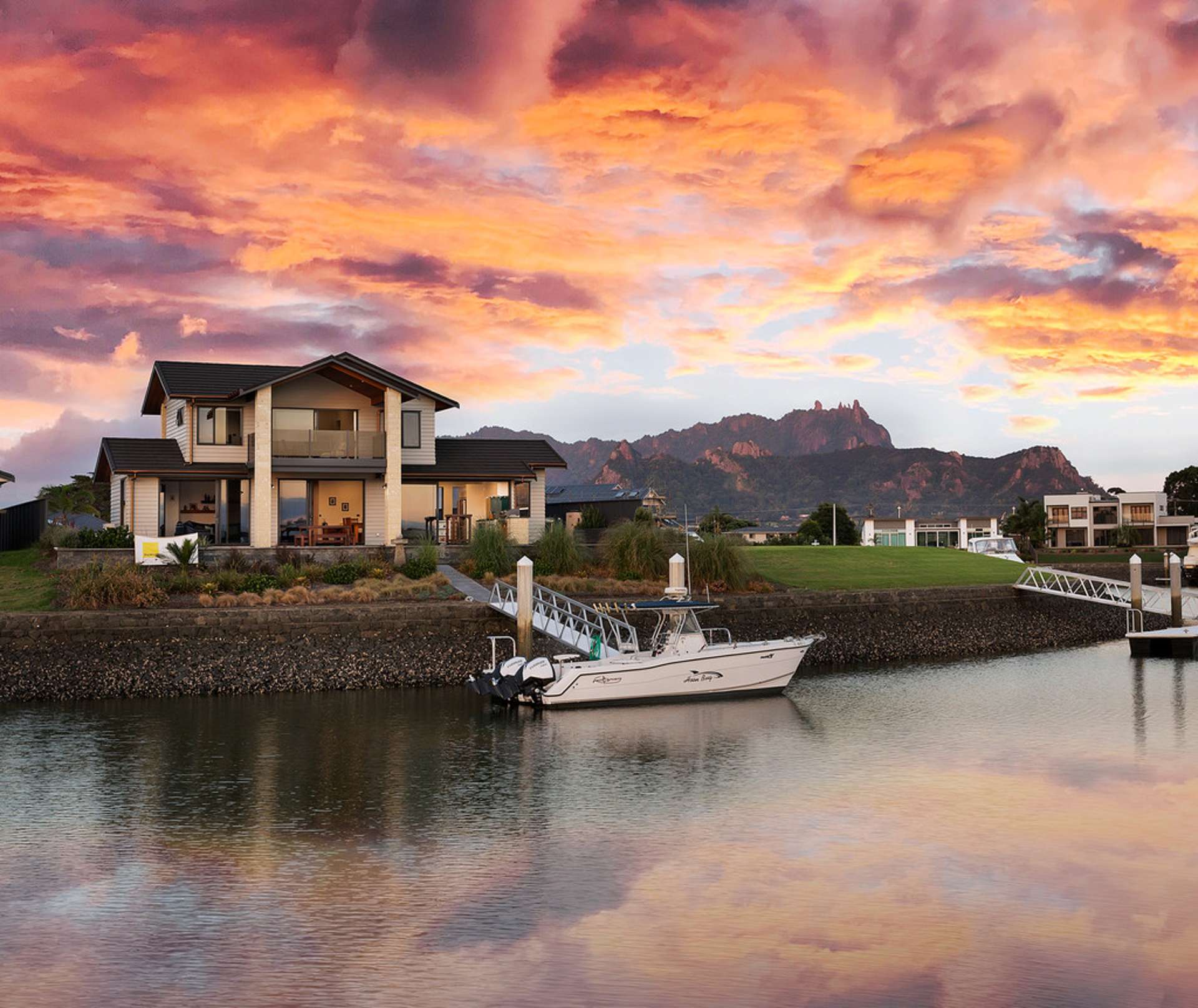 20 Finch Street One Tree Point_0