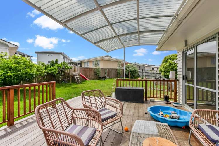 13 Sheehan Road Te Atatu South_10