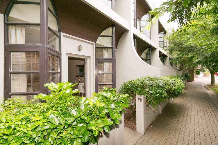 3/9 Ebor Street Te Aro_1