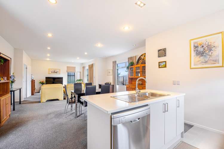 2 Sunshine Boulevard Sunnyvale_11