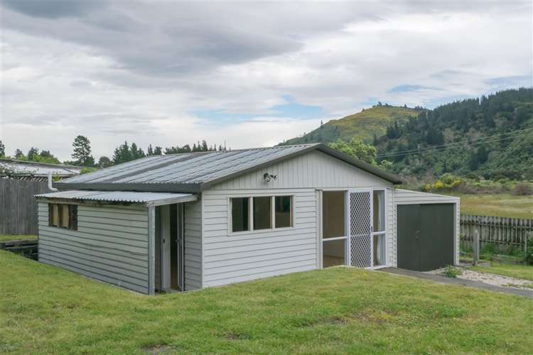 19 Ngaio Street Rarangi_11