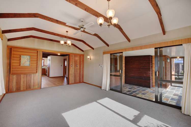 95 Momorangi Crescent Redwood_2