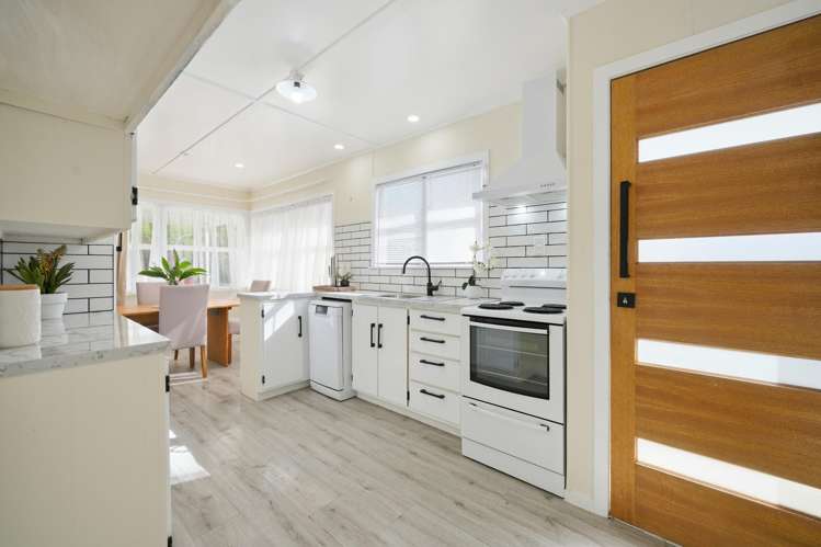 27 Snell Drive Chartwell_12