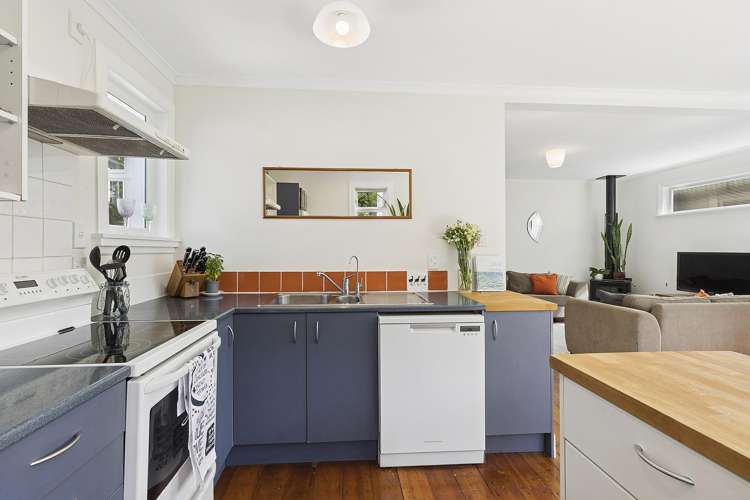 33 Edinburgh Terrace Berhampore_5