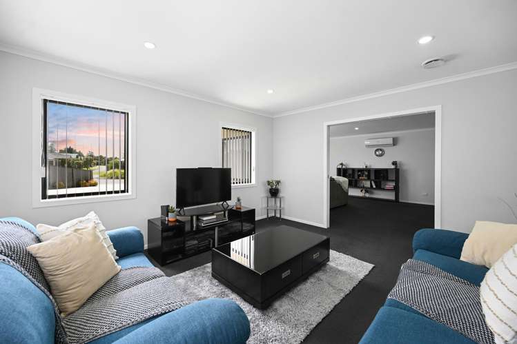 27 Stan Heather Drive Glenview_6